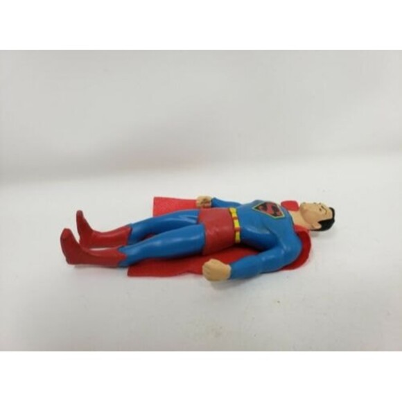 DC Comics Bendem Superman Posable Bendable Action Figure - Picture 11 of 11